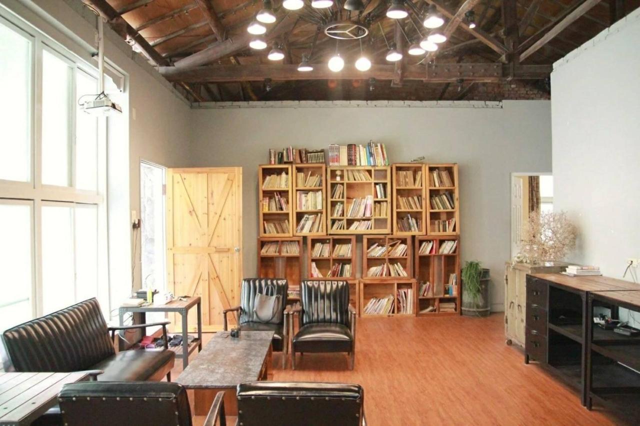 Tainan MacArthur Homestay Luaran gambar